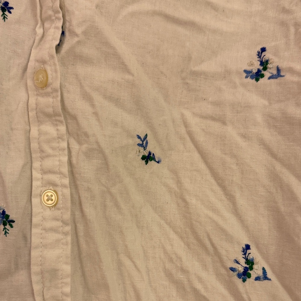 LOFT White Button-Down Shirt with Small Blue Floral Motif - Picture 3 of 4